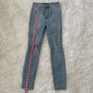 Skinny jeans